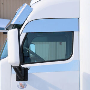 peterbilt 579 8 inch polished chop top door trim 39020 64334.1401372591.380.380.jpg