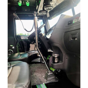 roadworks shifter in truck 32631.1662038596.380.380.jpg