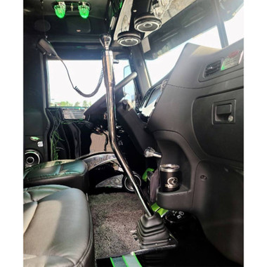 roadworks shifter in truck 32631.1662038596.380.380.jpg roadworks shifter in truck 32631.1662038596.380.380.jpg